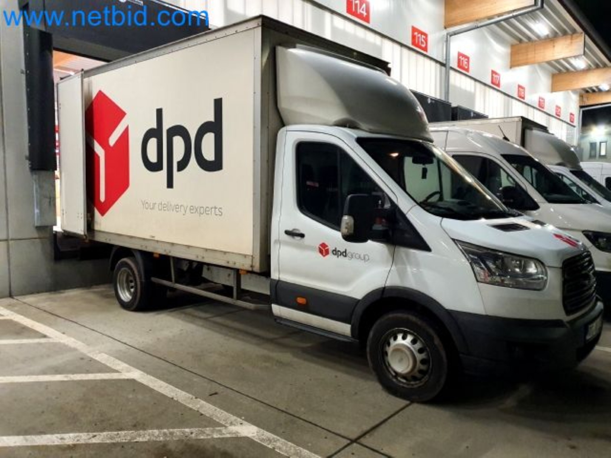 Przewoźnik paczek-17