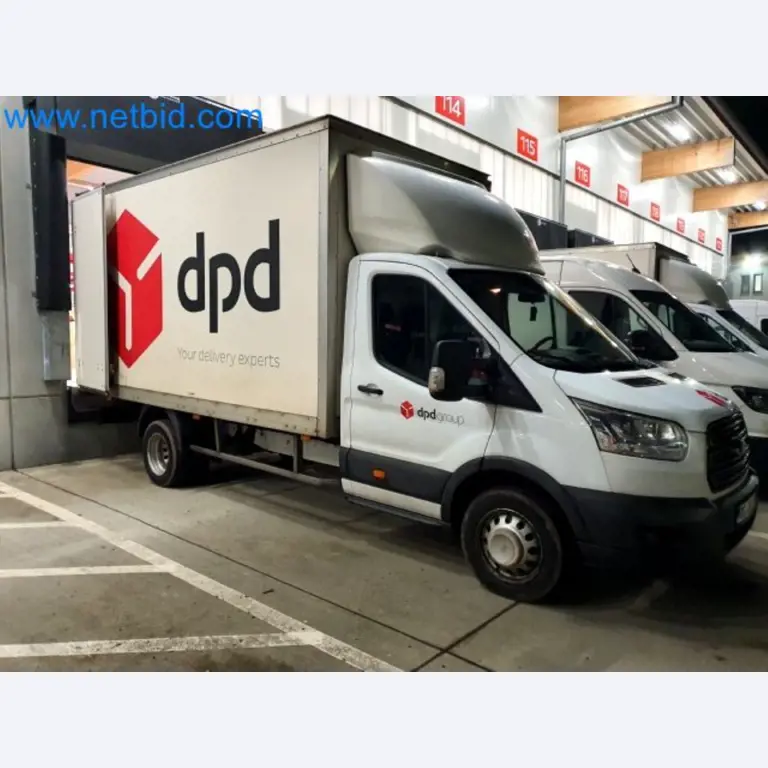 Přepravce balíkové služby-17