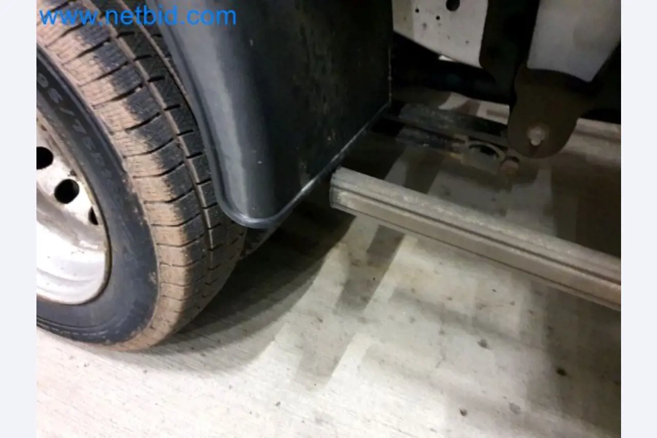 Přepravce balíkové služby-18