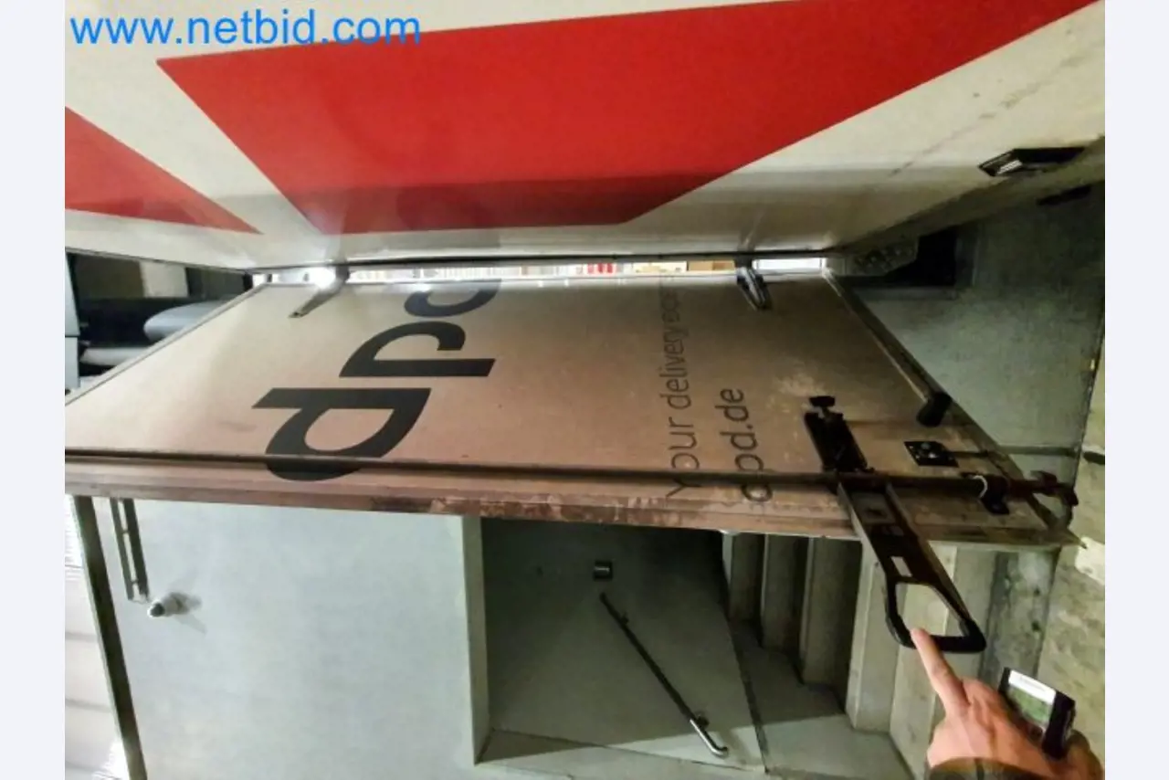 Přepravce balíkové služby-20