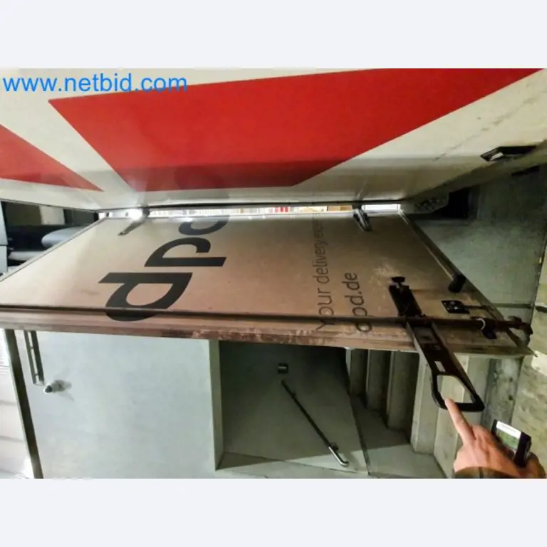 Přepravce balíkové služby-20