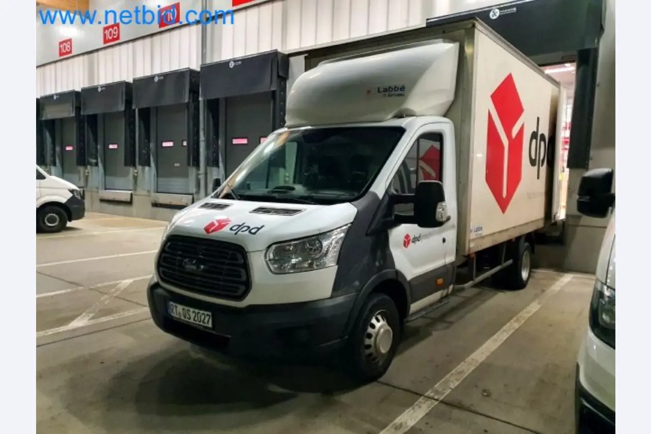 Přepravce balíkové služby-2