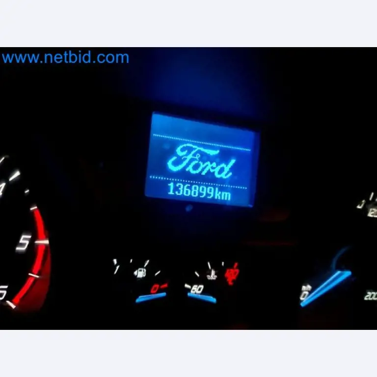 Přepravce balíkové služby-6