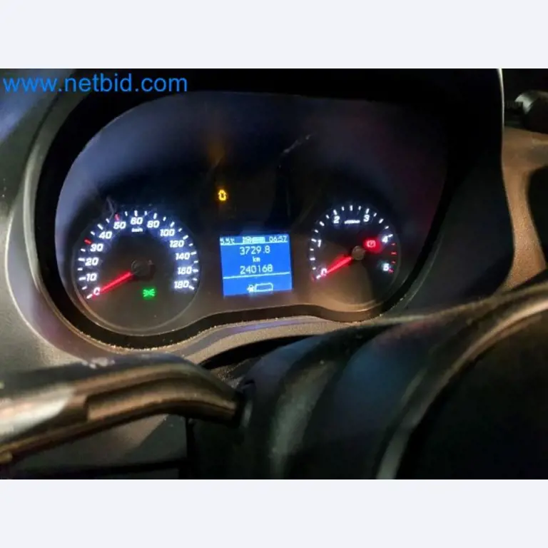 Přepravce balíkové služby-10