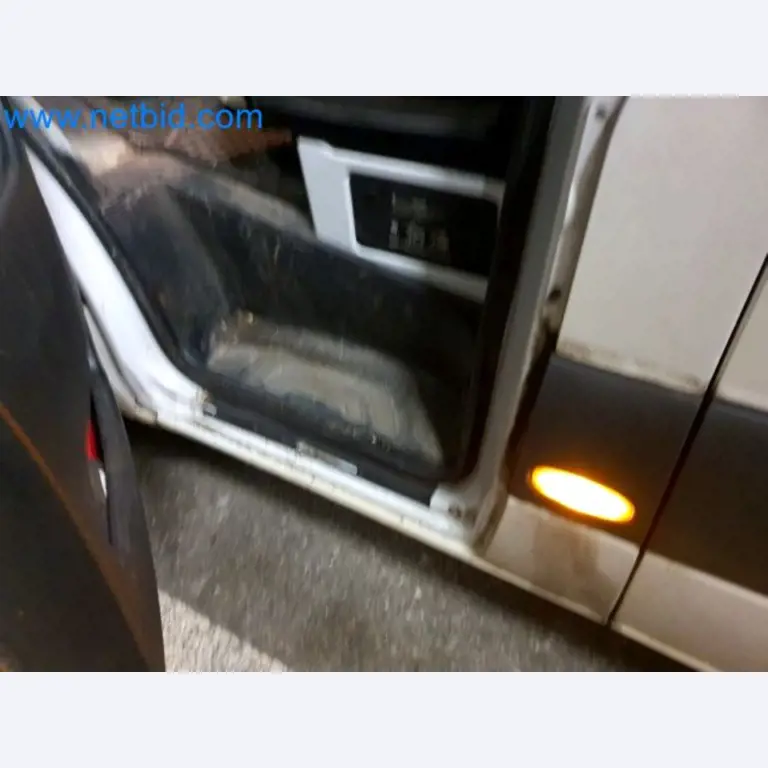 Přepravce balíkové služby-14