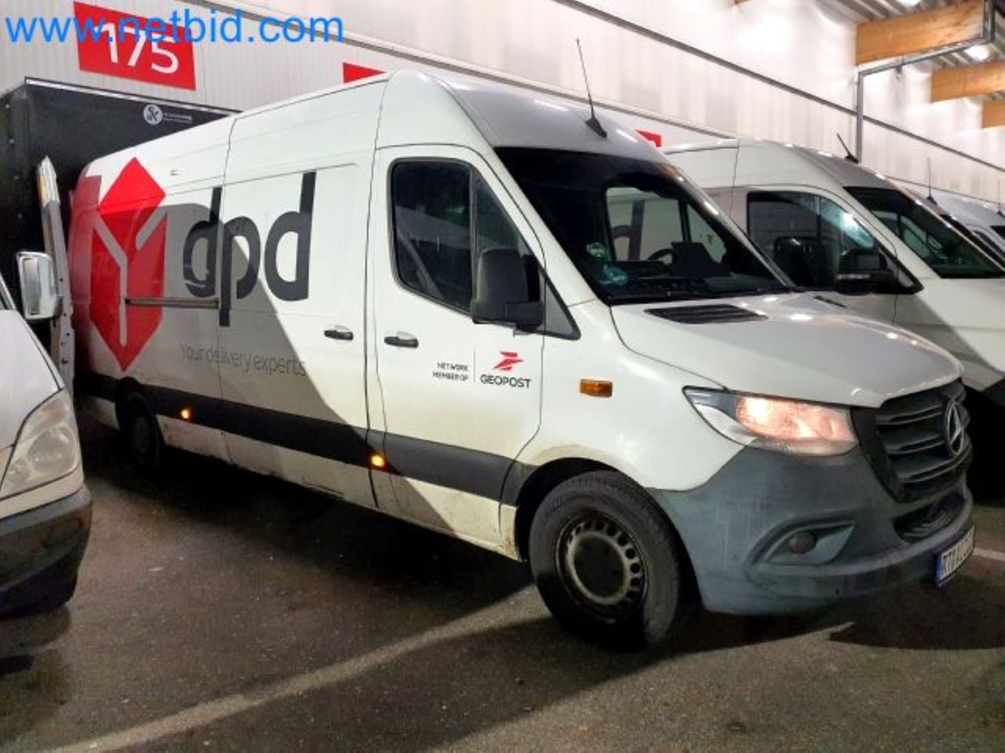 Przewoźnik paczek-16