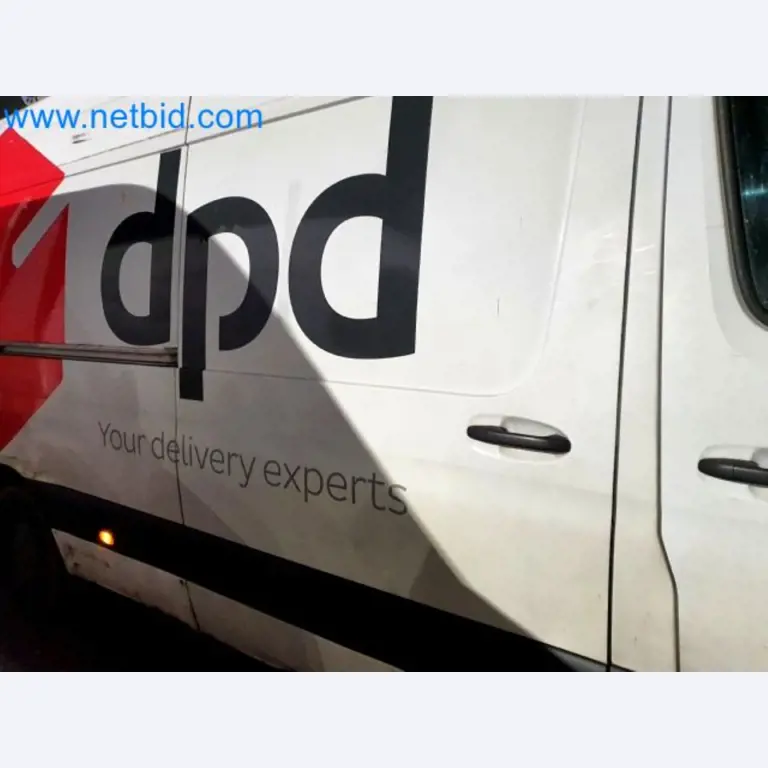 Přepravce balíkové služby-20