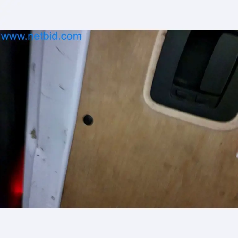 Přepravce balíkové služby-25