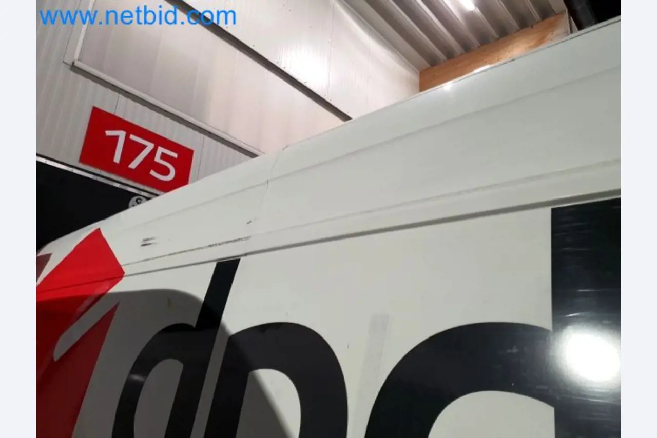 Přepravce balíkové služby-27