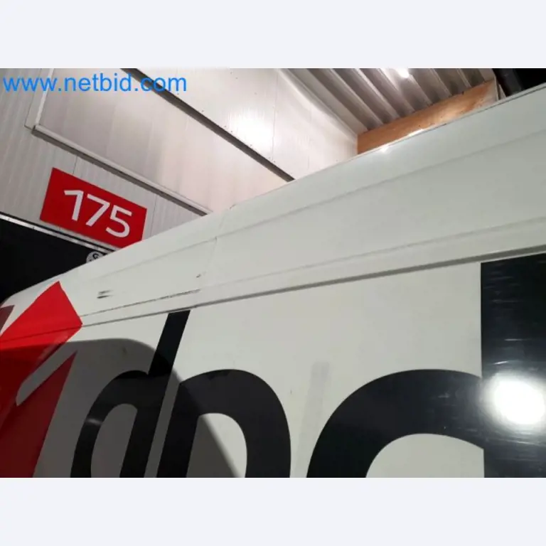 Přepravce balíkové služby-27