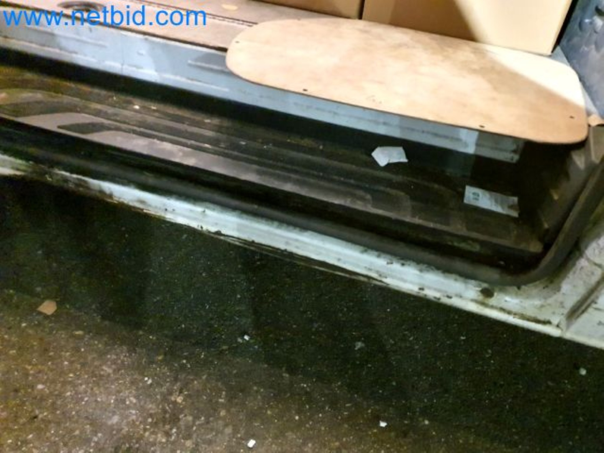 Przewoźnik paczek-31