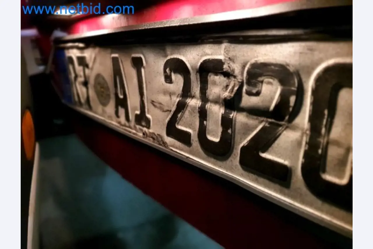 Přepravce balíkové služby-6