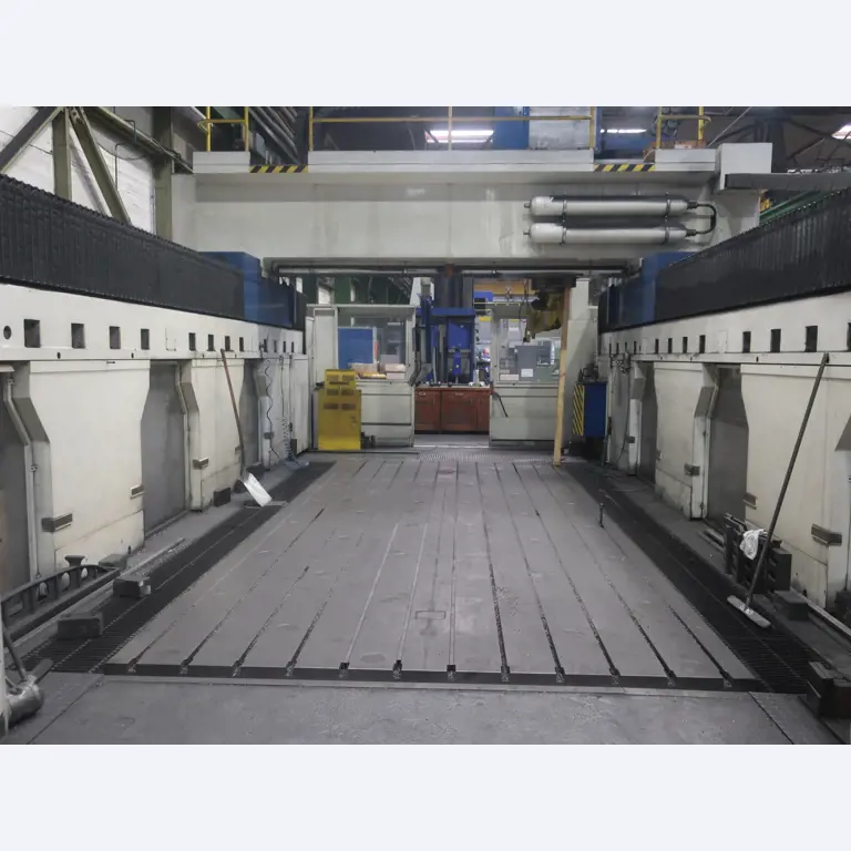 Stroje a systémy pro tváření kovů, nástroje pro ocel, hliník a kompozitní materiály-9