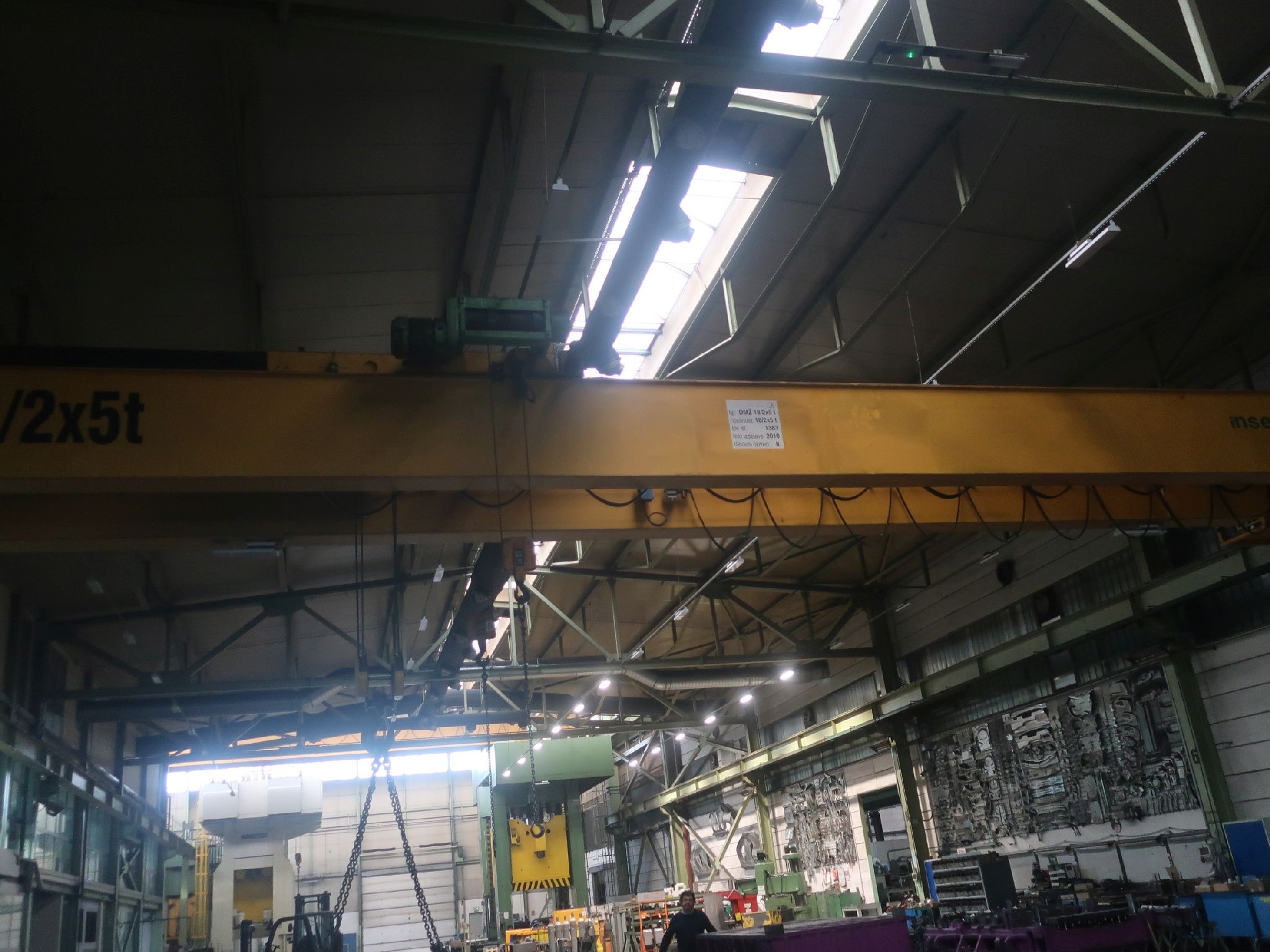 Todos los activos de EMO Orodjarna d.o.o. (maquinaria y equipos, así como bienes inmuebles).-14