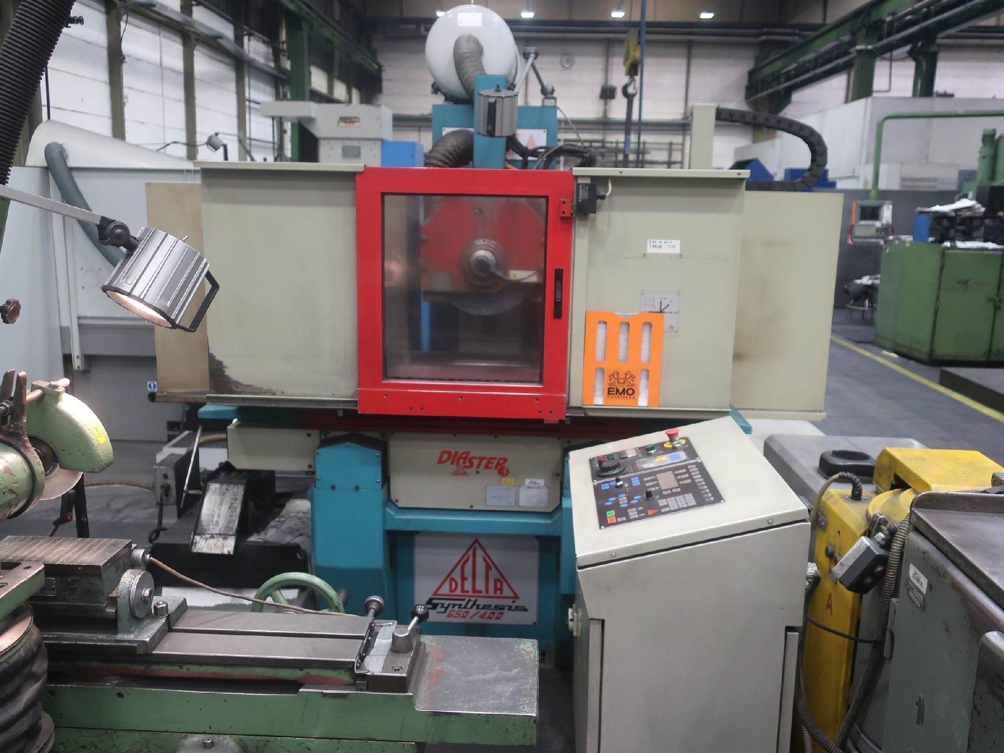 Todos los activos de EMO Orodjarna d.o.o. (maquinaria y equipos, así como bienes inmuebles).-55