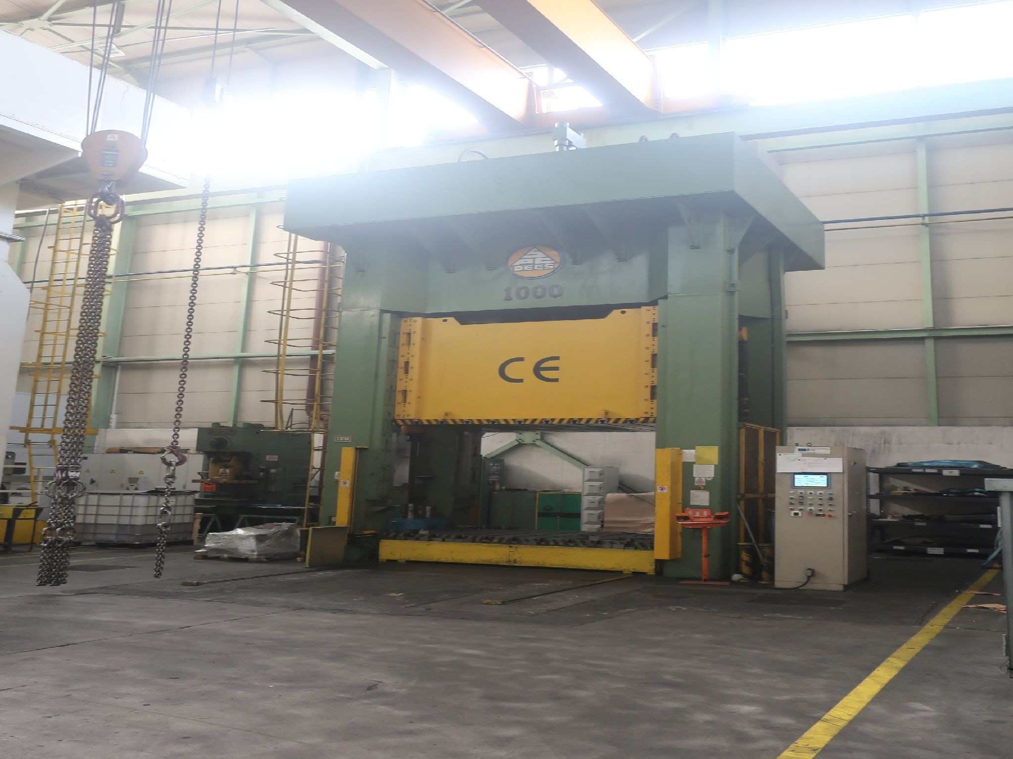 Todos los activos de EMO Orodjarna d.o.o. (maquinaria y equipos, así como bienes inmuebles).-8