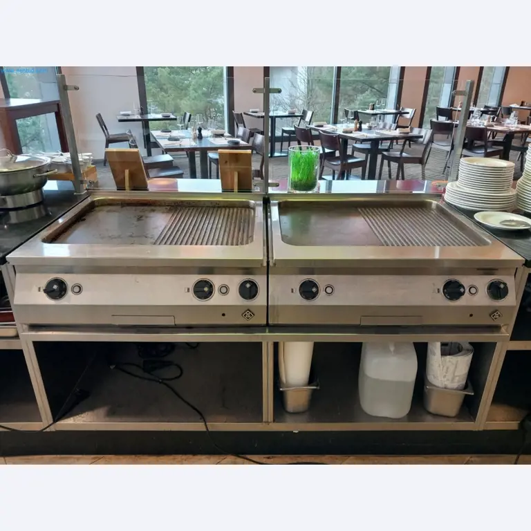 Gastgewerbe- und Verpflegungseinrichtungen eines Hotel-Restaurants-16