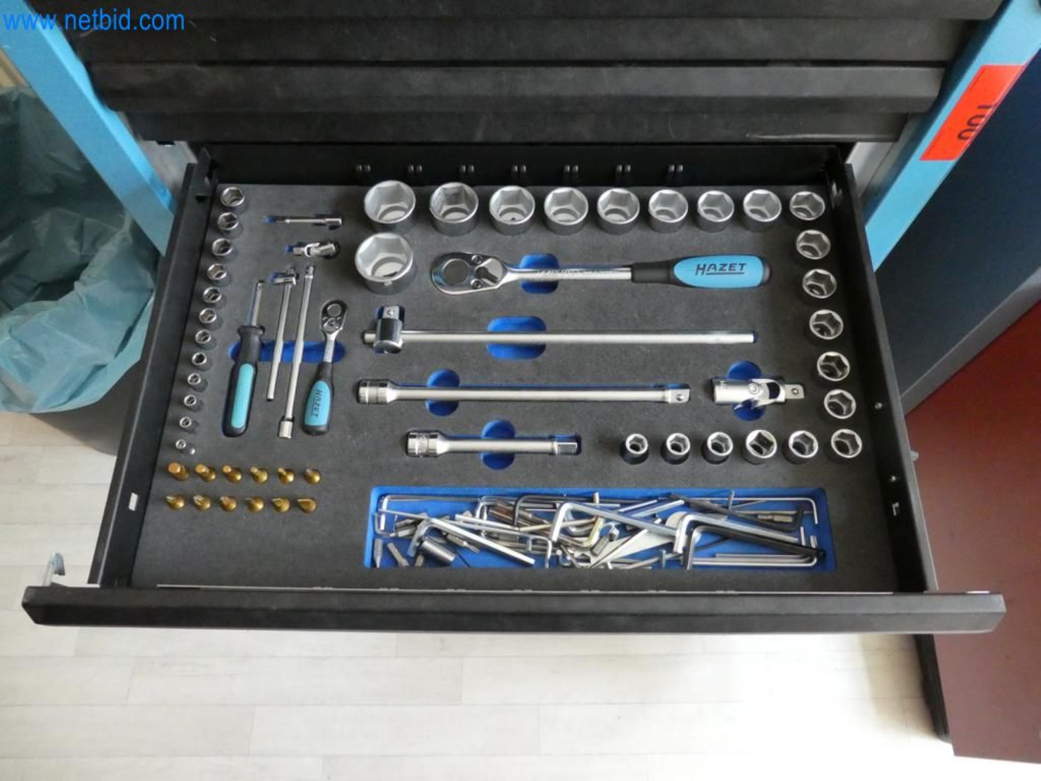 Lekkie roboty, roboty uniwersalne, systemy kamer-3