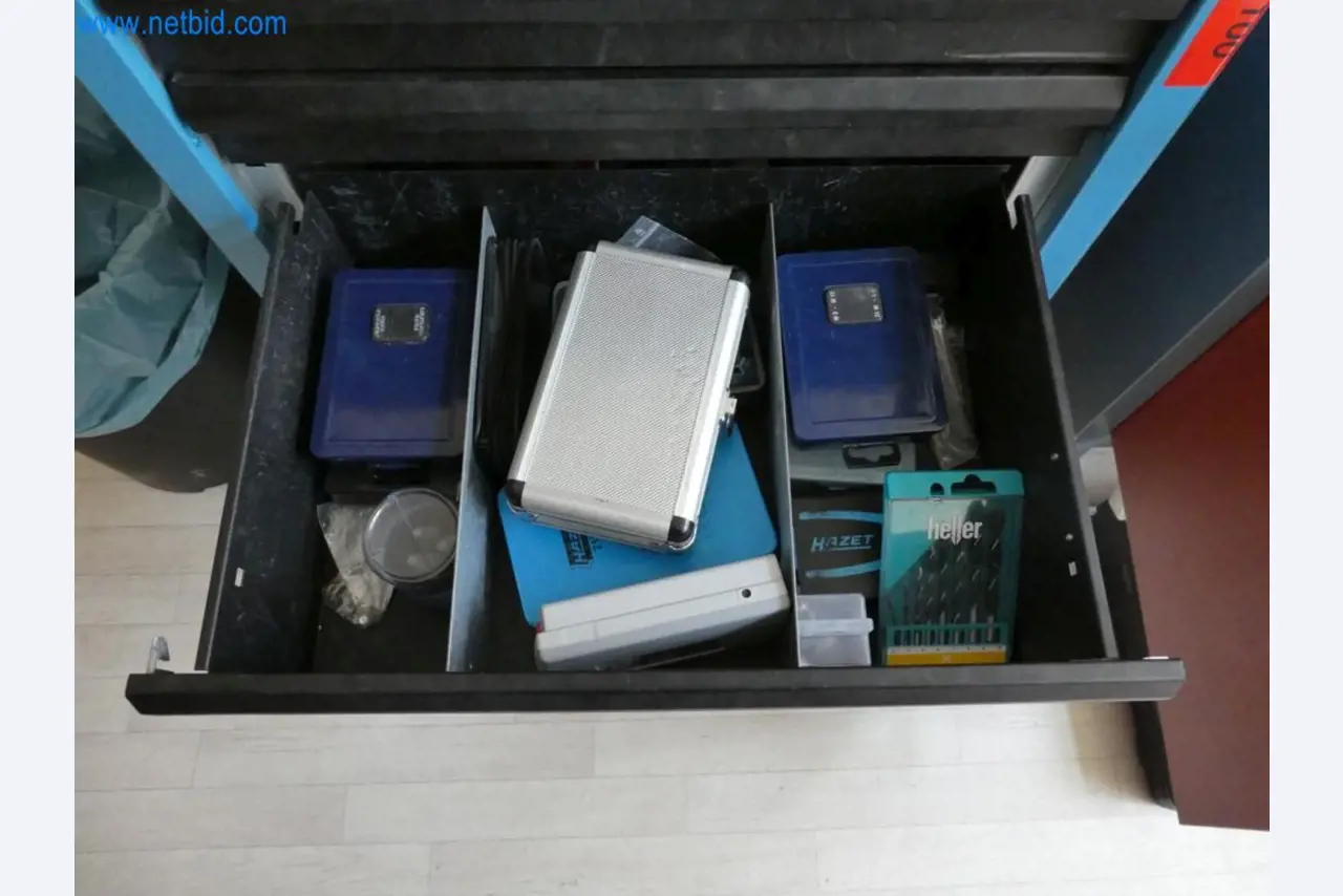 Lekkie roboty, roboty uniwersalne, systemy kamer-4