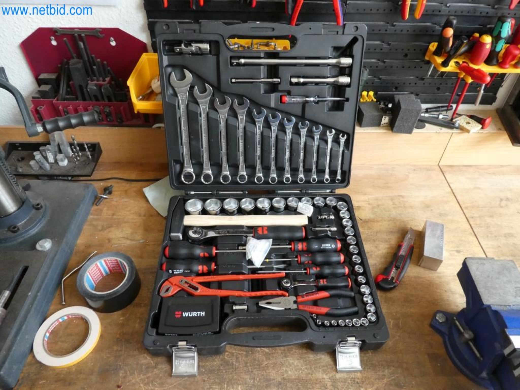 Lekkie roboty, roboty uniwersalne, systemy kamer-7