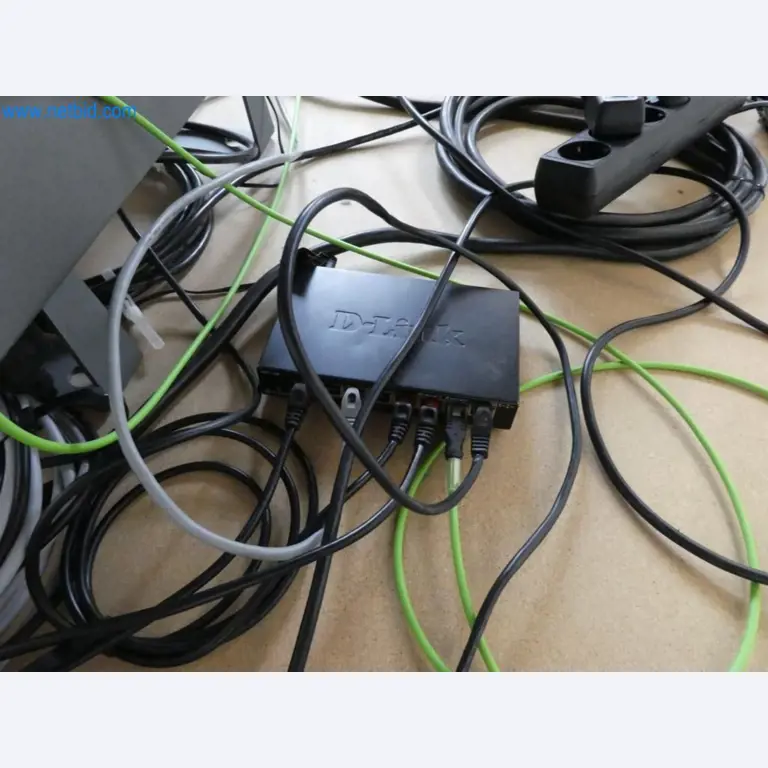 Lekkie roboty, roboty uniwersalne, systemy kamer-6