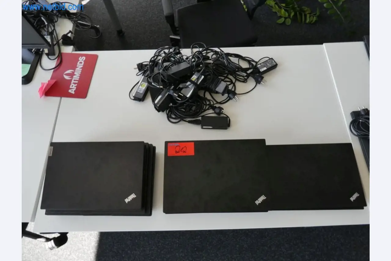 Lekkie roboty, roboty uniwersalne, systemy kamer-1