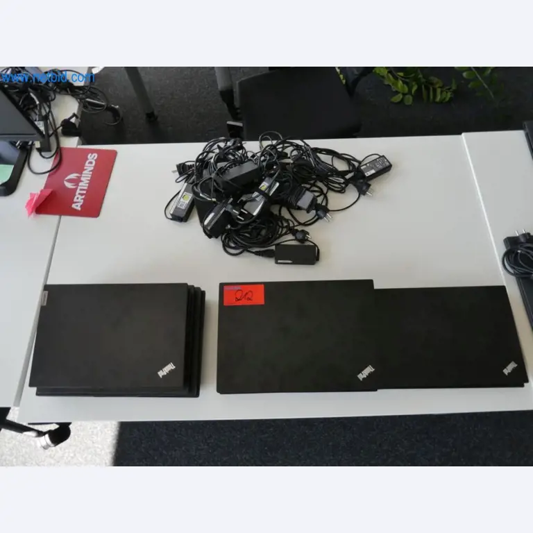 Lekkie roboty, roboty uniwersalne, systemy kamer-1