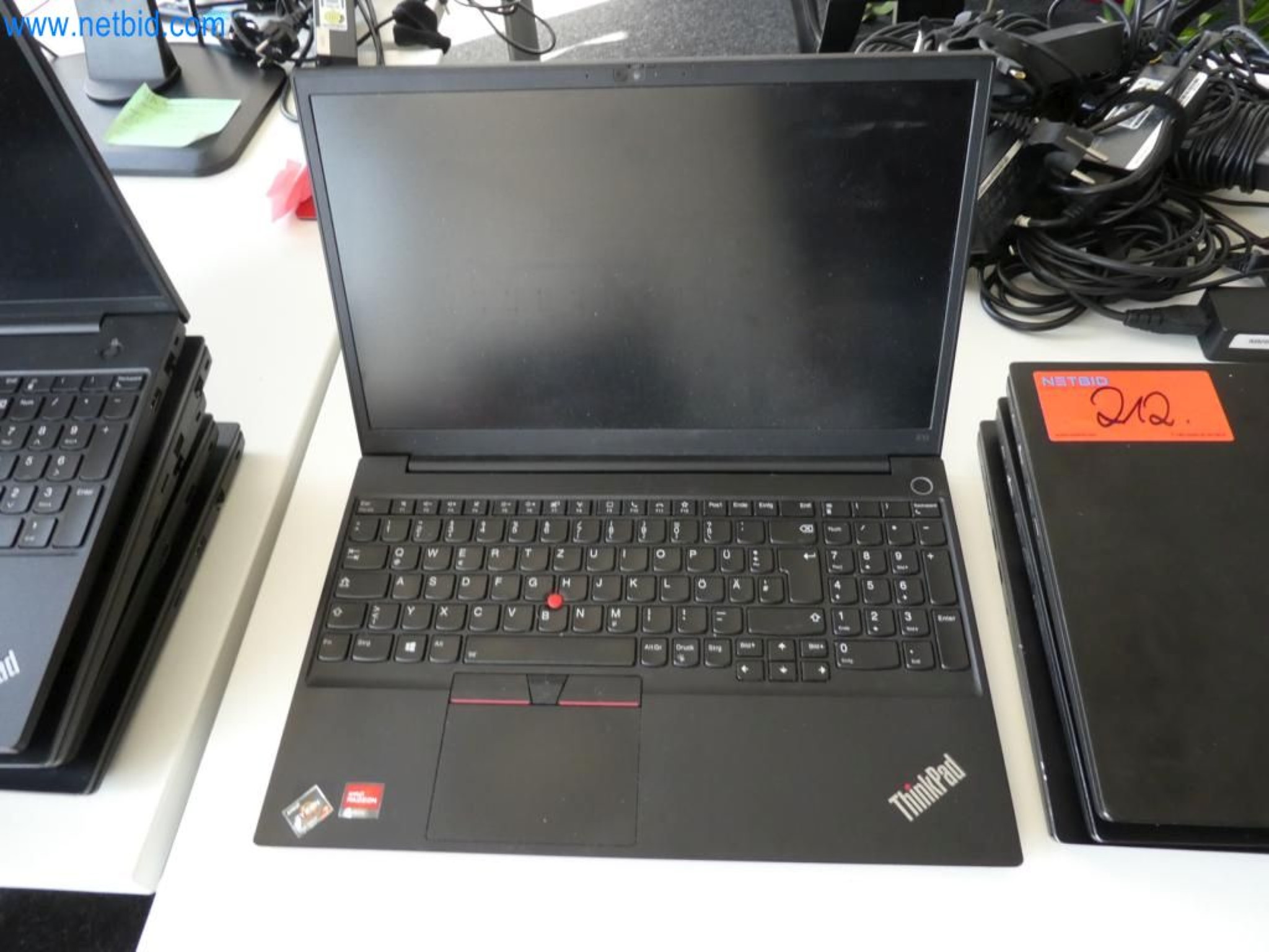 Lekkie roboty, roboty uniwersalne, systemy kamer-4