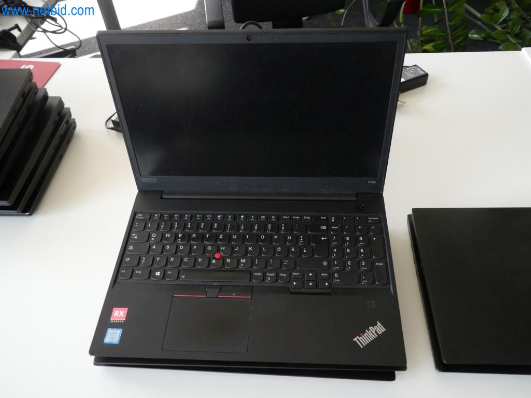 Lekkie roboty, roboty uniwersalne, systemy kamer-5