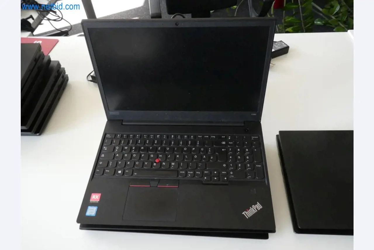 Lekkie roboty, roboty uniwersalne, systemy kamer-5