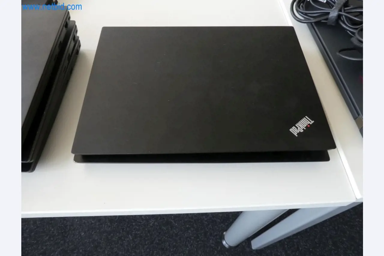 Lekkie roboty, roboty uniwersalne, systemy kamer-8