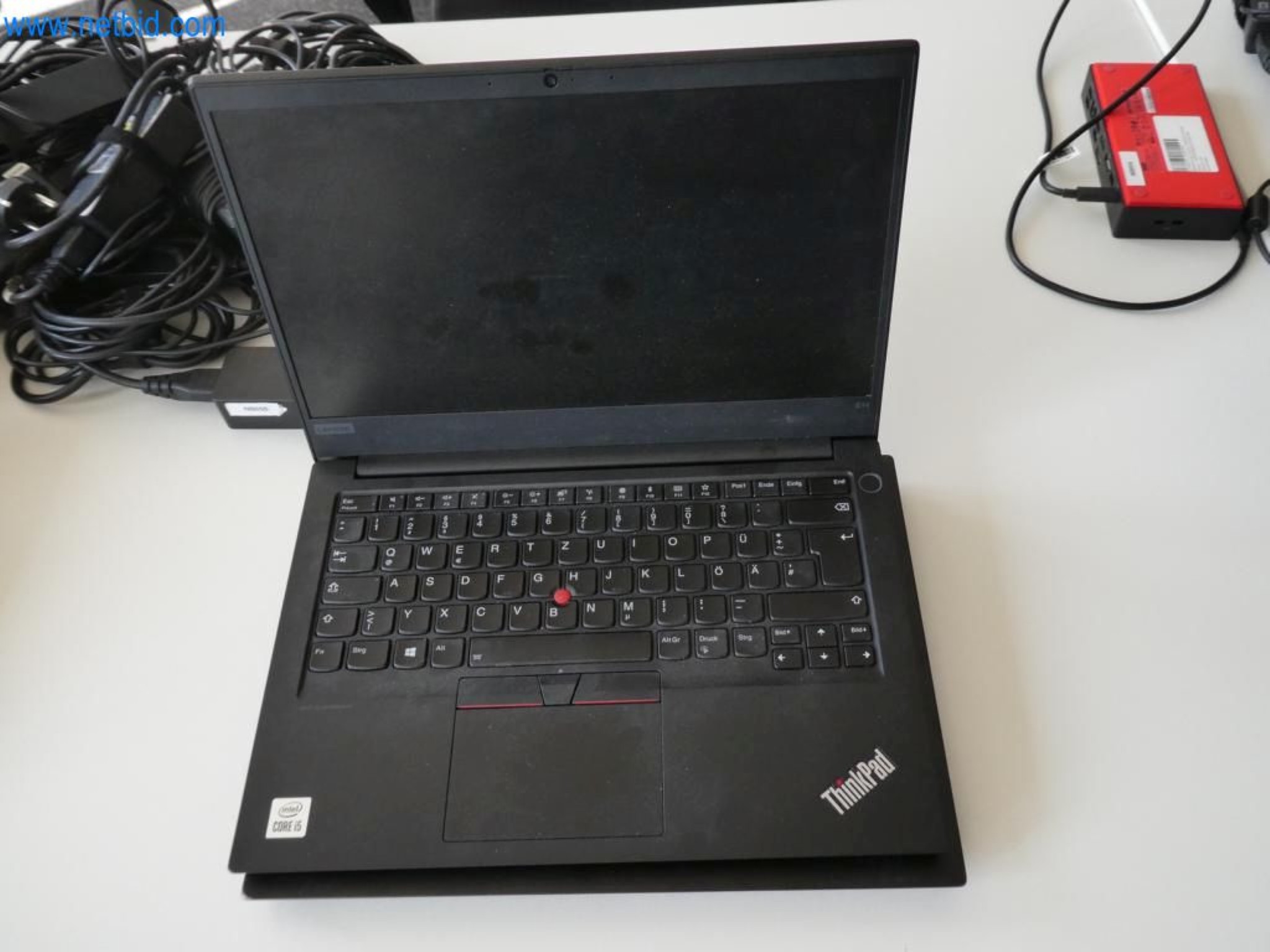 Lekkie roboty, roboty uniwersalne, systemy kamer-9