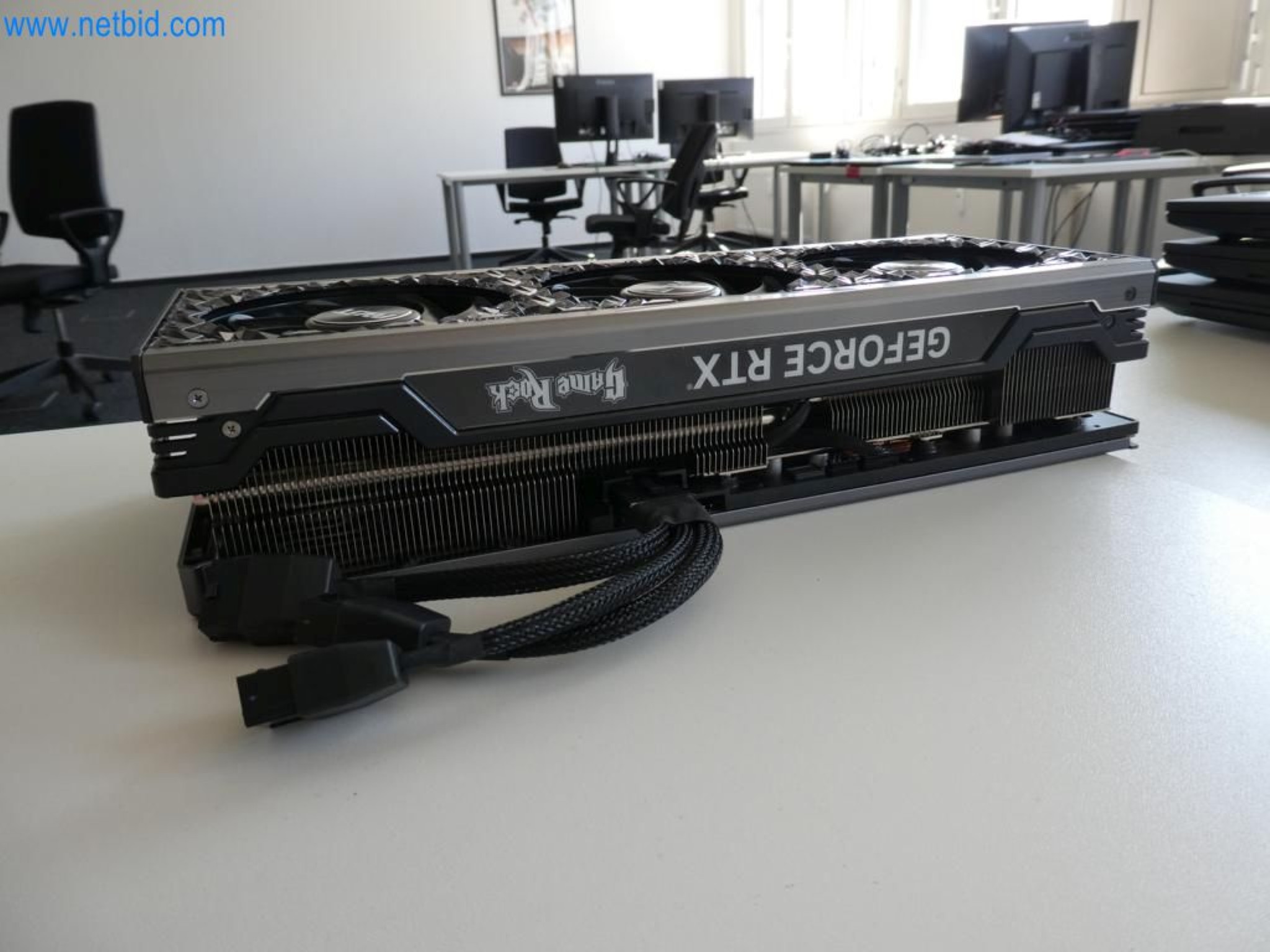 Robôs leves, robôs universais, sistemas de câmaras-2