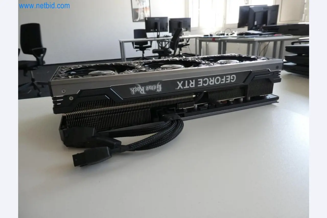 Lekkie roboty, roboty uniwersalne, systemy kamer-2