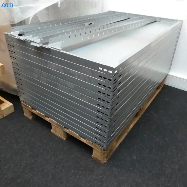 Metal plug-in shelf