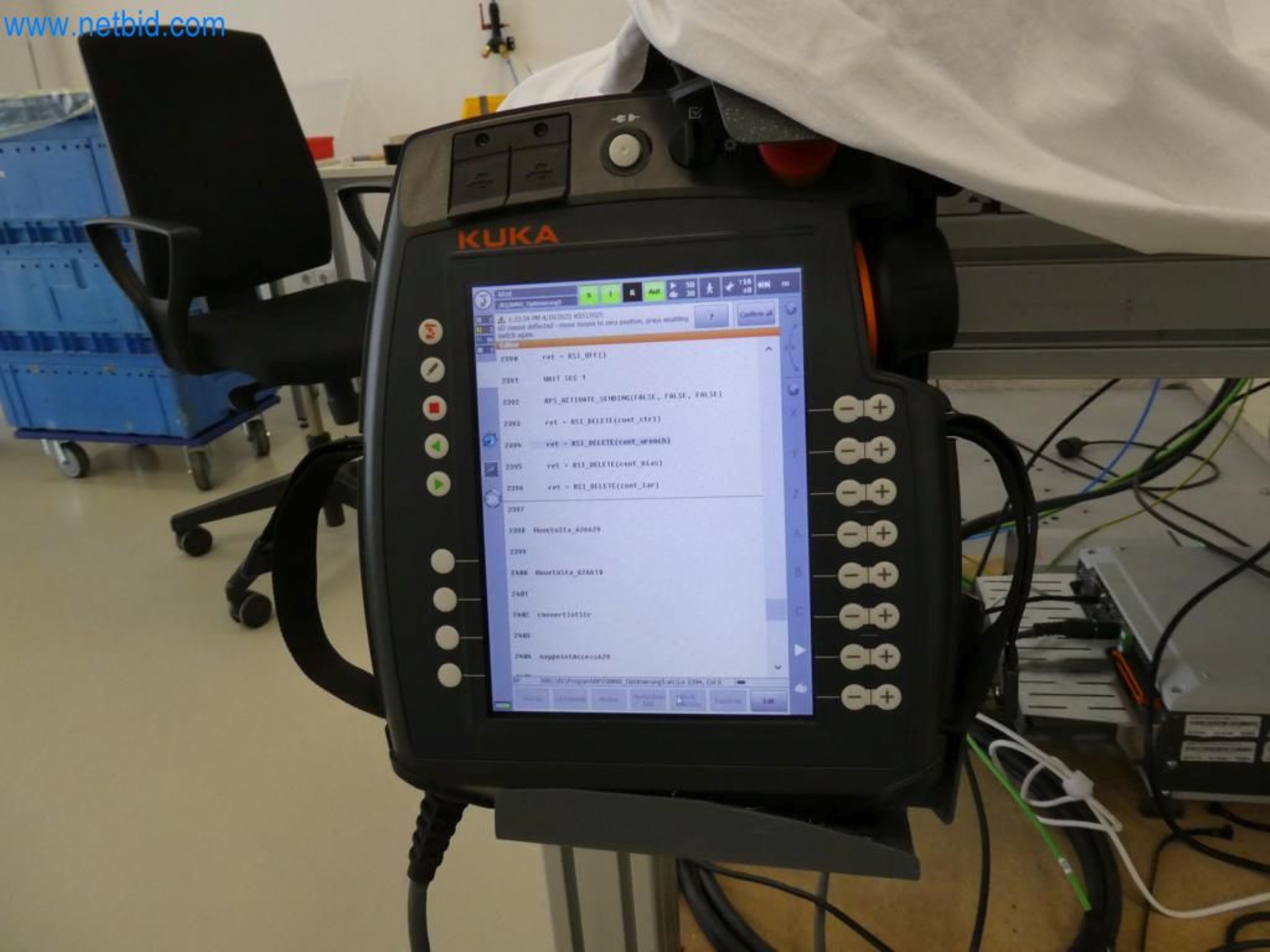 Lekkie roboty, roboty uniwersalne, systemy kamer-6