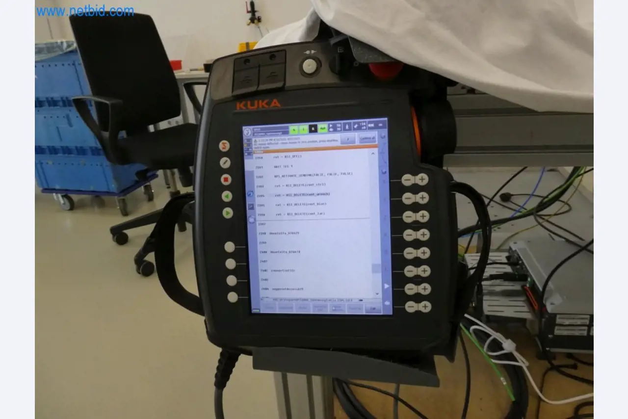 Lekkie roboty, roboty uniwersalne, systemy kamer-6