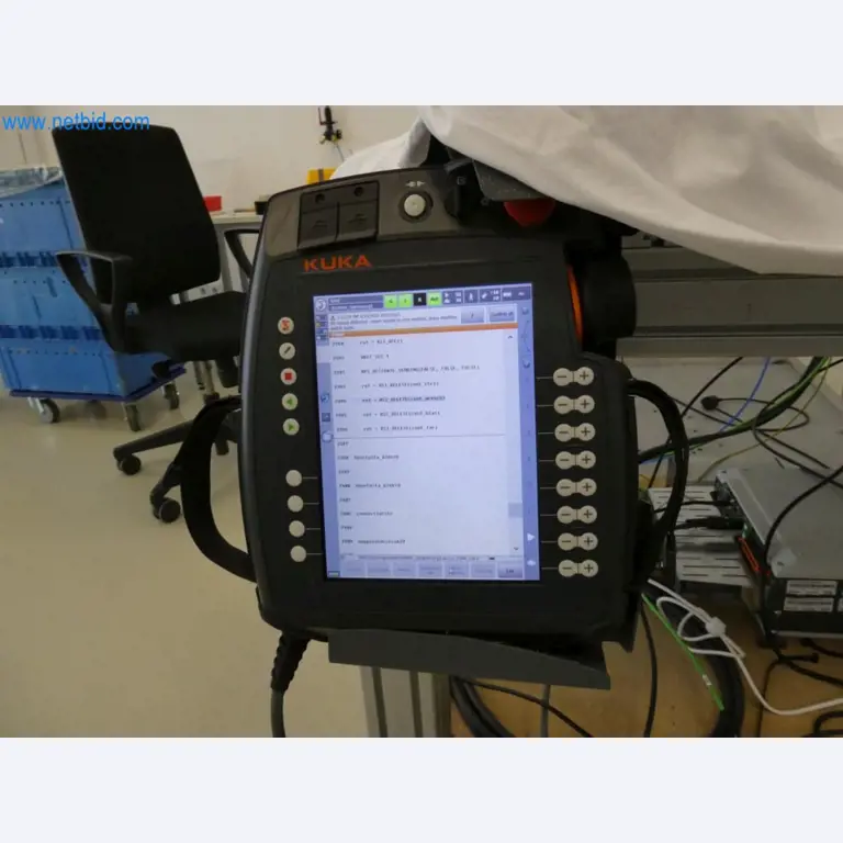 Lekkie roboty, roboty uniwersalne, systemy kamer-6