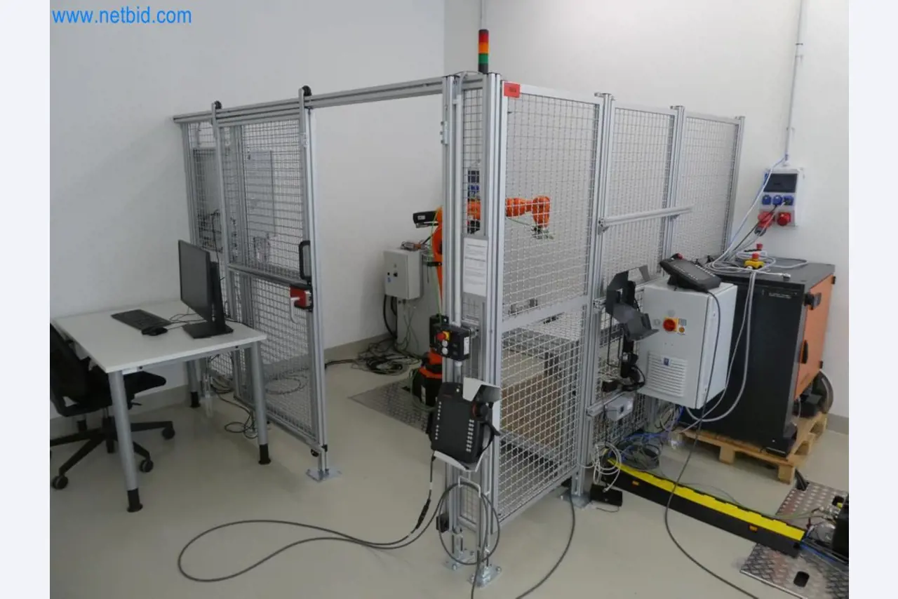 Lekkie roboty, roboty uniwersalne, systemy kamer-1