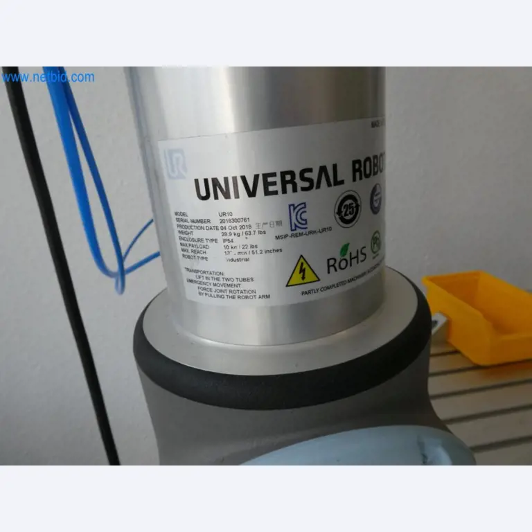 Lekkie roboty, roboty uniwersalne, systemy kamer-2