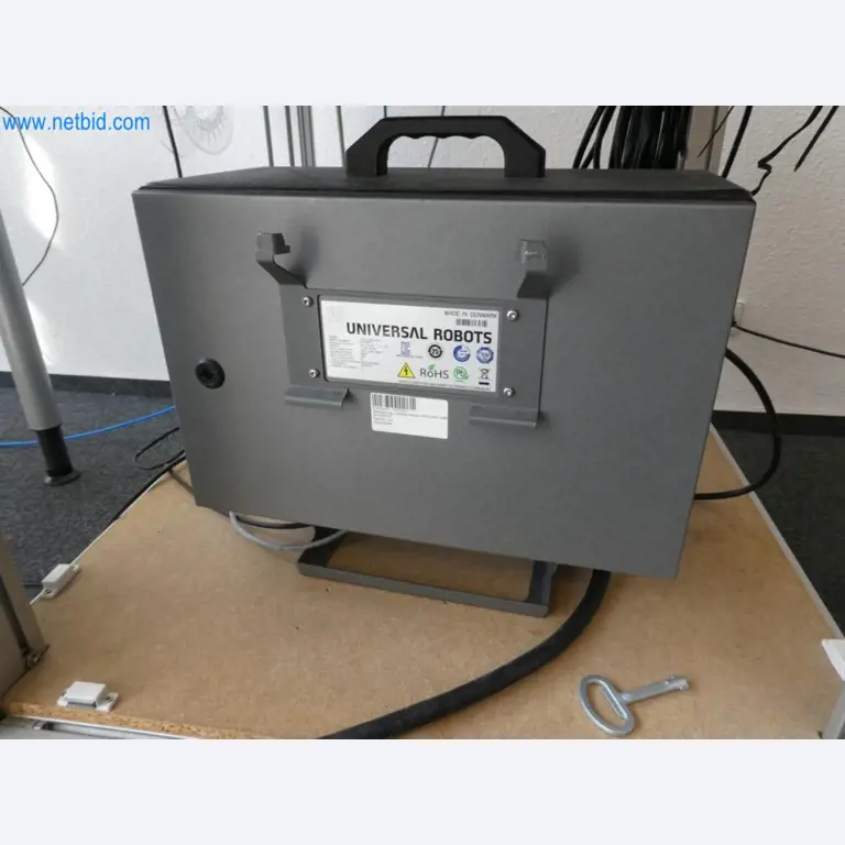 Lekkie roboty, roboty uniwersalne, systemy kamer-3