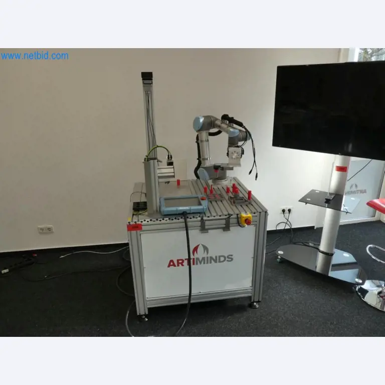 Lekkie roboty, roboty uniwersalne, systemy kamer-1