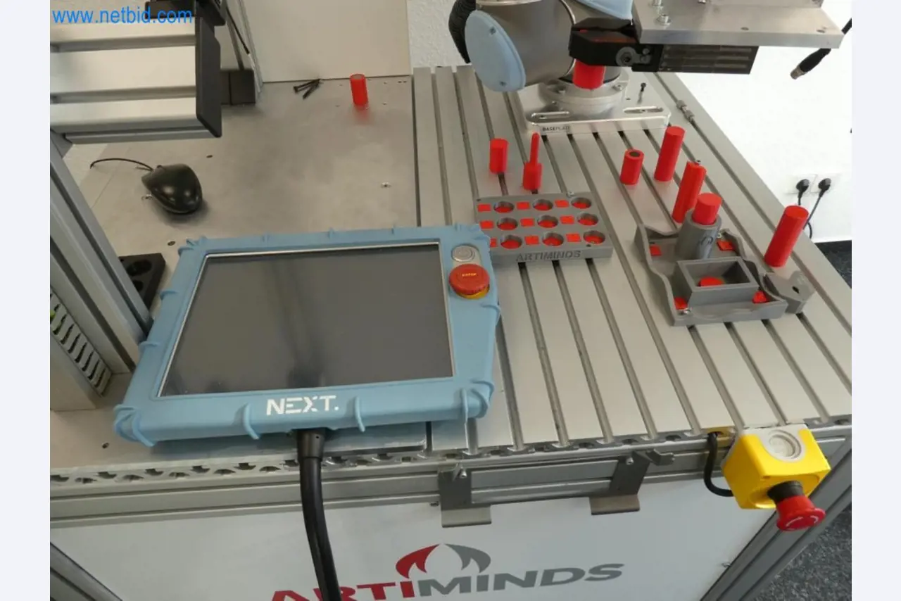 Lekkie roboty, roboty uniwersalne, systemy kamer-3