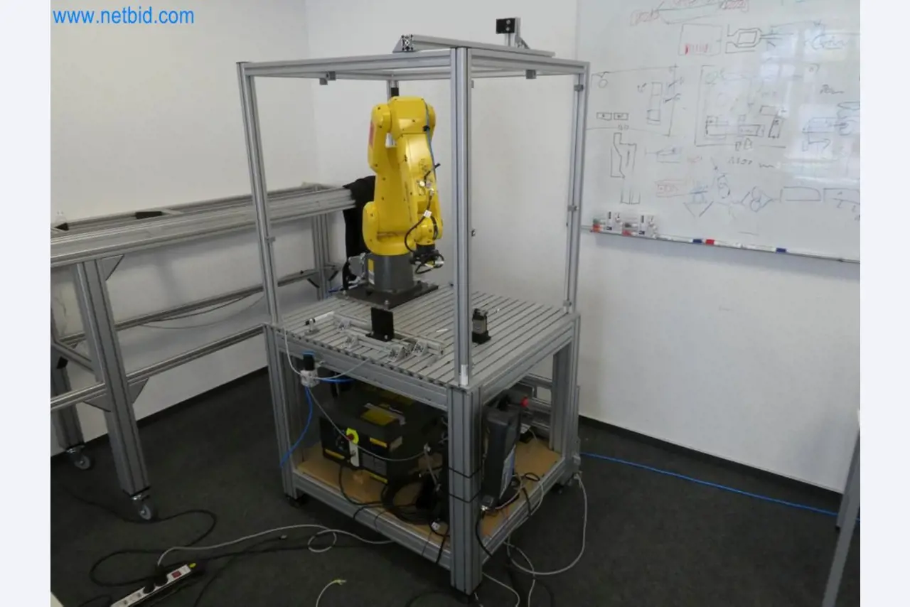 Lekkie roboty, roboty uniwersalne, systemy kamer-1