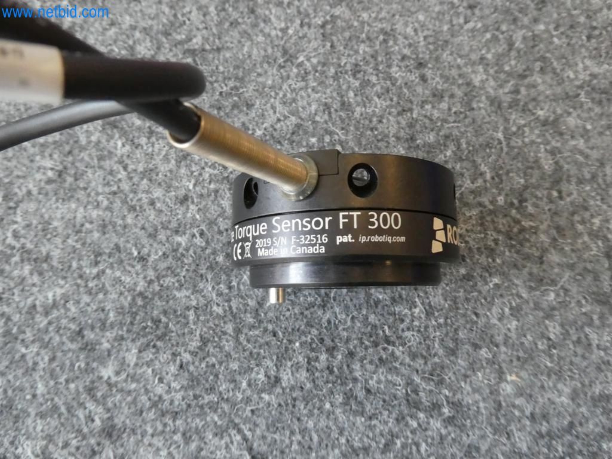 Lekkie roboty, roboty uniwersalne, systemy kamer-1