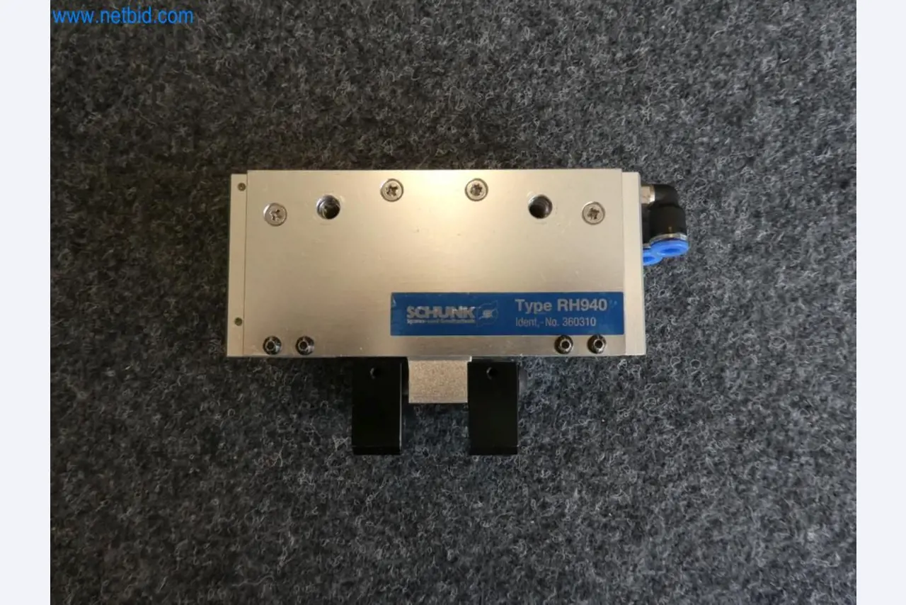 Lekkie roboty, roboty uniwersalne, systemy kamer-1