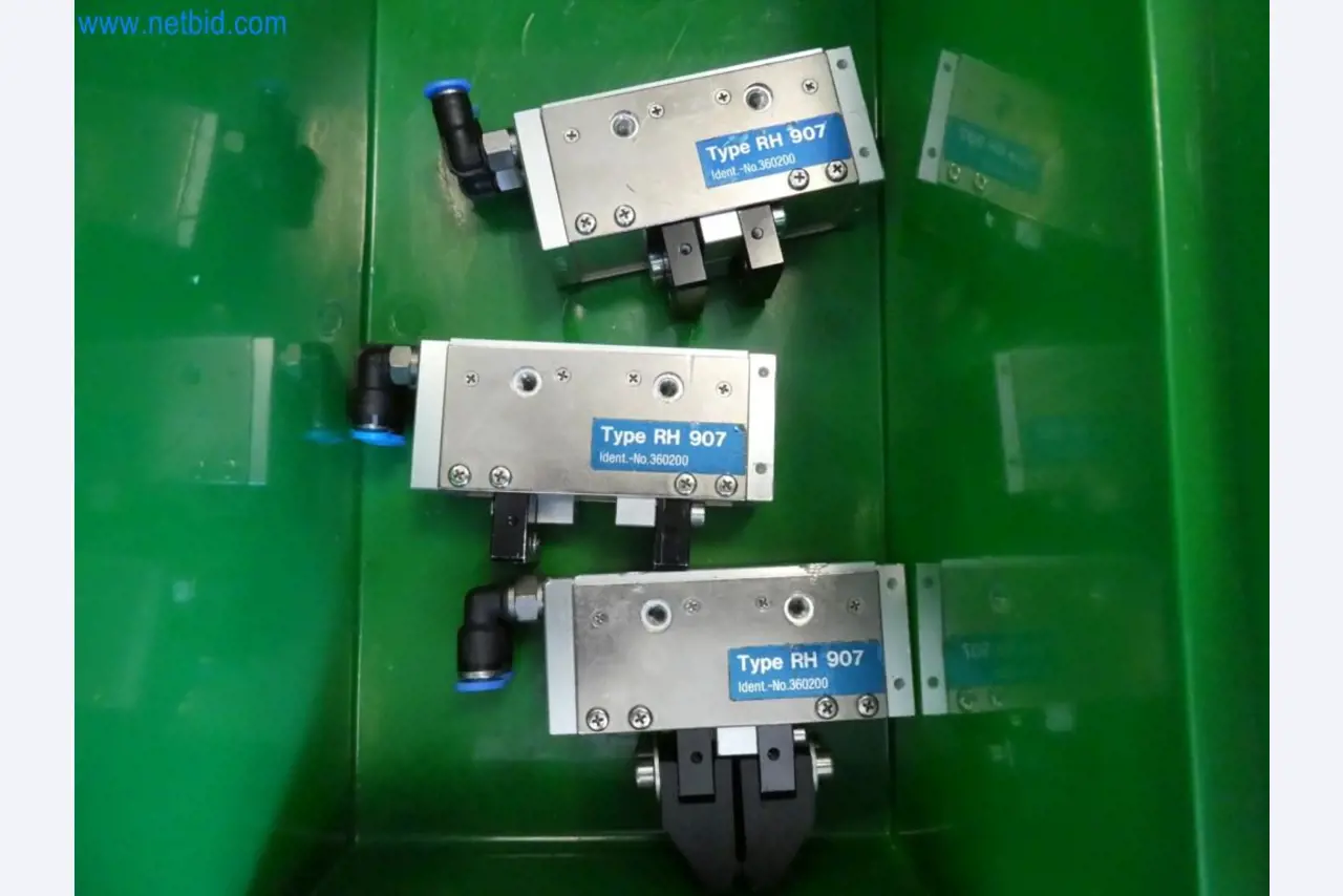 Lekkie roboty, roboty uniwersalne, systemy kamer-3