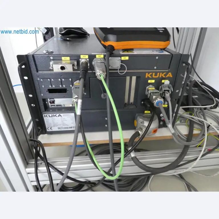 Lekkie roboty, roboty uniwersalne, systemy kamer-6