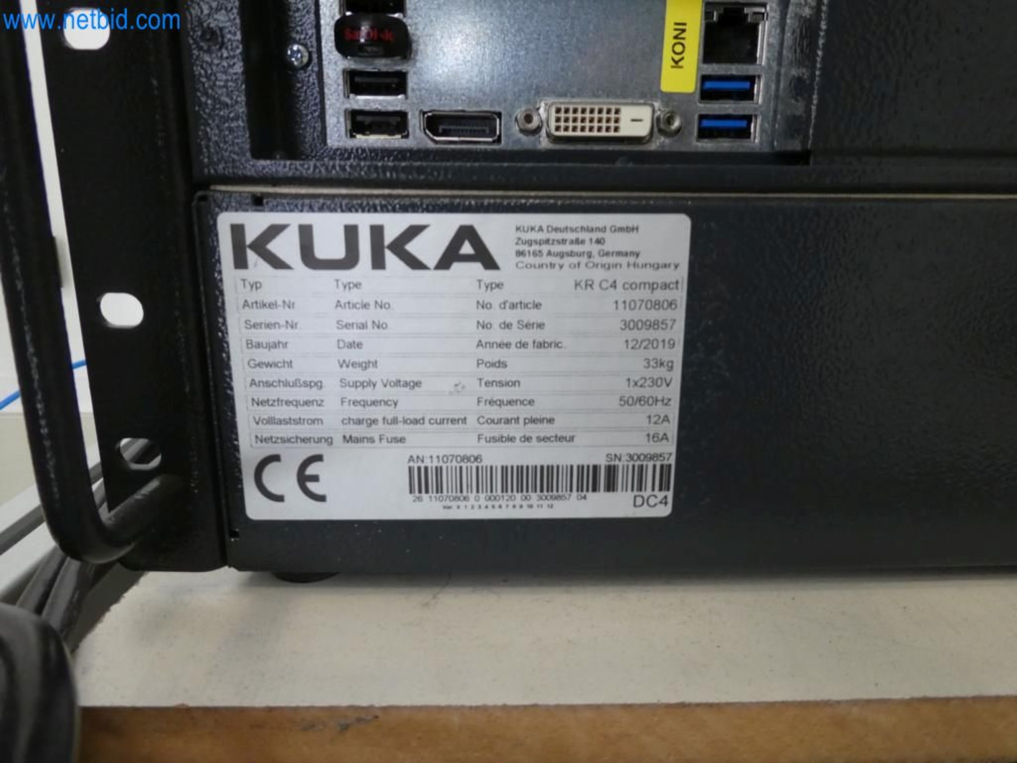 Lekkie roboty, roboty uniwersalne, systemy kamer-7