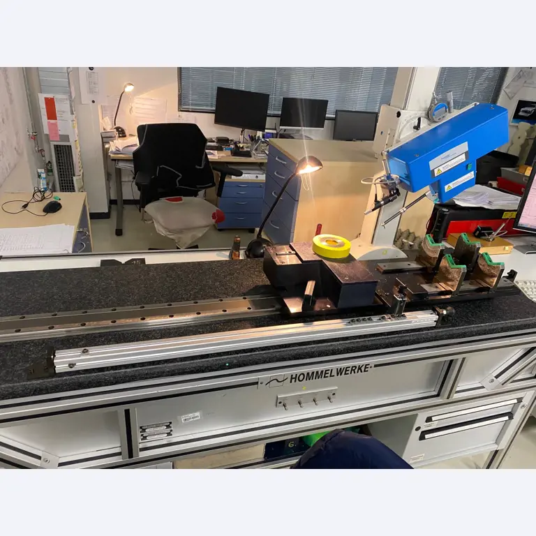 Industriële robots, metaalbewerkingsmachines, voertuigen en IT-apparaten-1